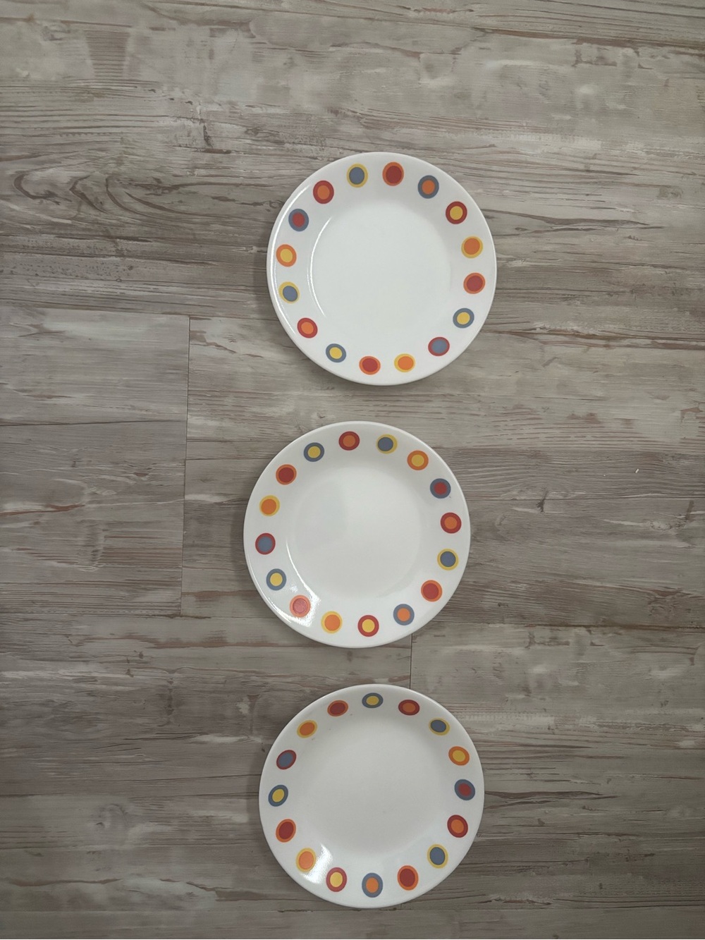 Corelle Hot Dots appitizer plates -set of 3